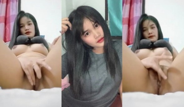 အဖုတ်ယားနေရှာတဲ့ မြန်မာမလေး