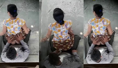 တအား အားနဲ့ လူလစ်တုန်း ခိုးစားနေတာ